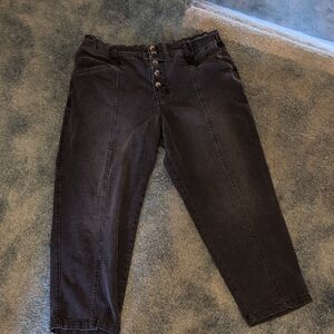 Time And true Women's Charcoal Cropped Jeans 20